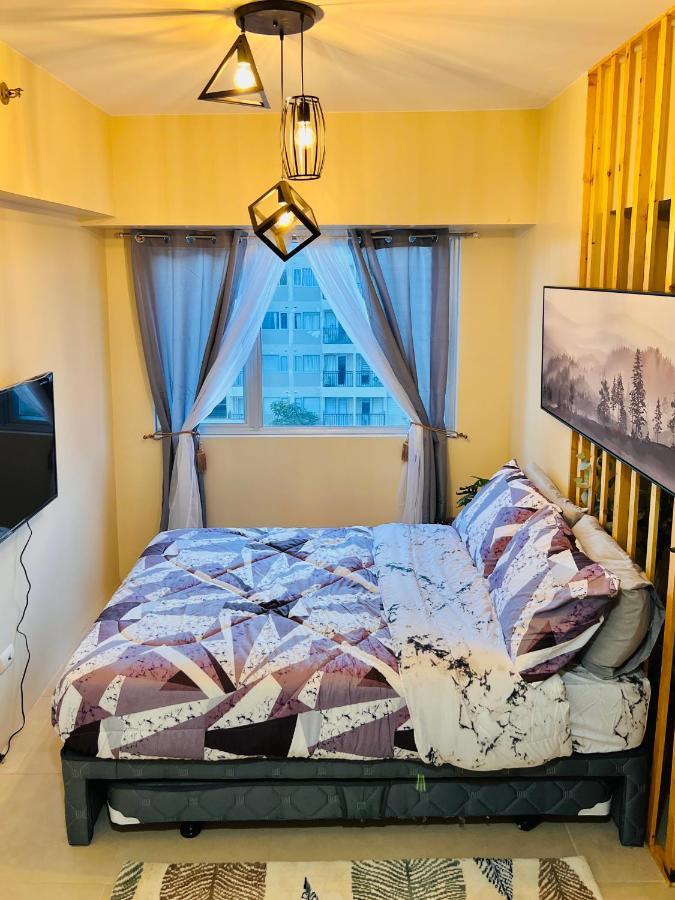 Appartamento * *P Fantastic 2Br Option For 8 Iloilo Esterno foto